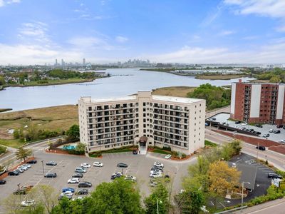 133 Commander Shea Blvd APT 209