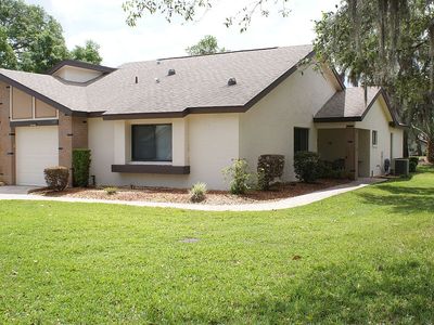 7445 Crestwood Dr