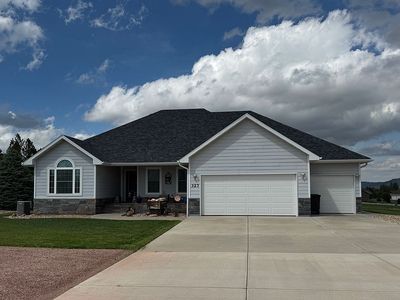 327 Meadowlark Dr