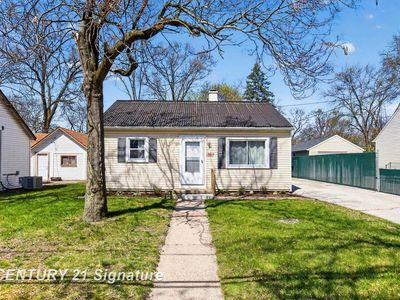 1307 E Haley St