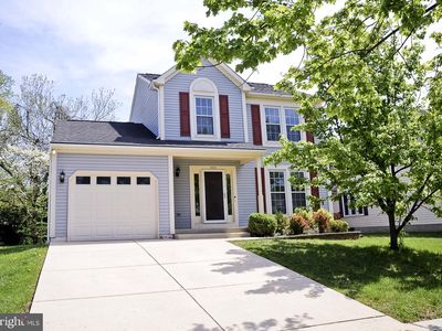 824 Sunnyfield Ln