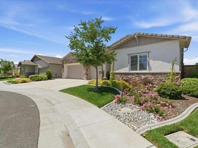 1384 Red Lake Way