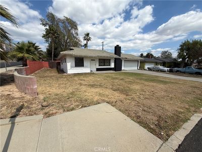 5611 Golondrina Dr