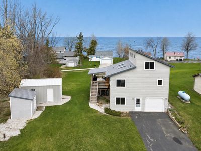 10890 N Bay Shore Rd