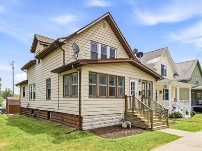 Property at 609 Wayne St, Saint Joseph, MI