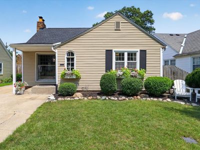 1727 Sunnymede Ave