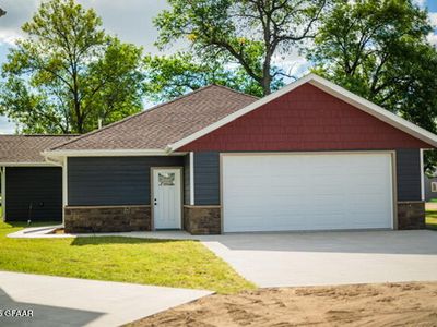 Property at 108 Elm Cir, Hallock, MN