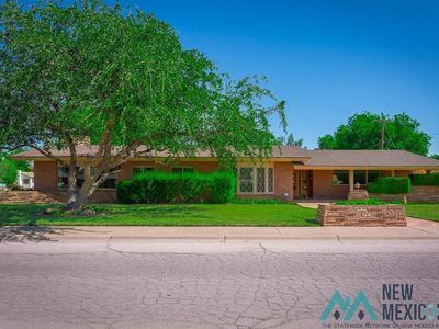 806 W Hermosa Dr