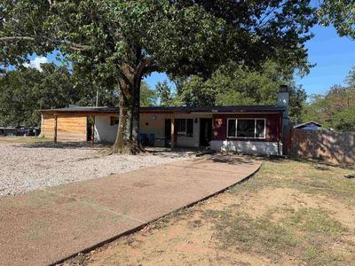 380 Long Beach Dr