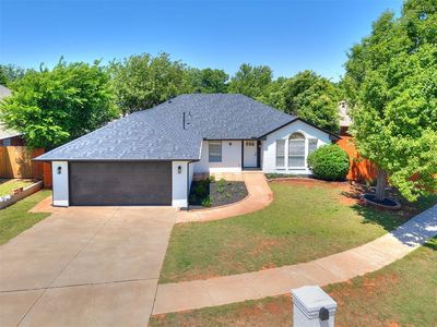18213 Bur Oak Dr
