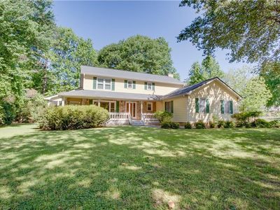 2123 Pinehurst Ln