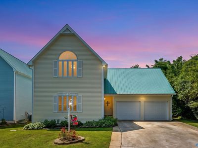6388 Turtle Bay Way