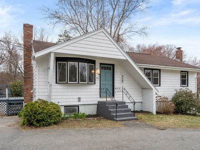 34 Locust St