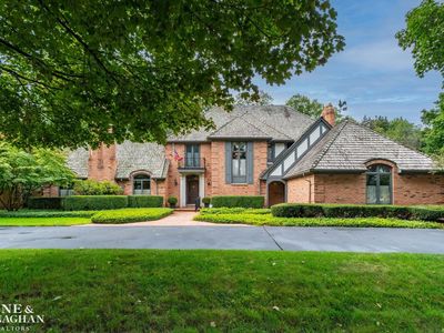 121 Vendome Rd