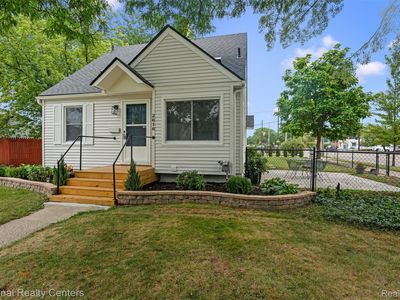 2616 Kenmore Rd