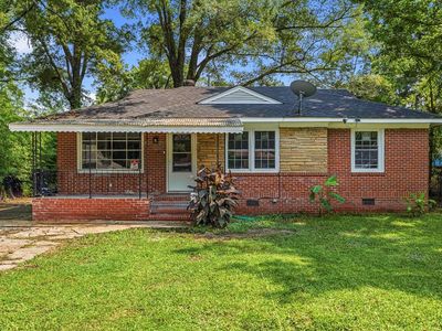 2964 Hawthorne Dr