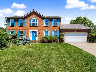 6714 Grimsby Ln