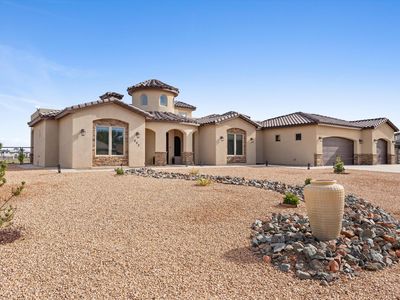 802 Holstein Ct SW