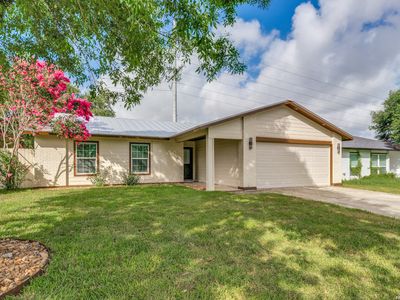 5306 Green Grove
