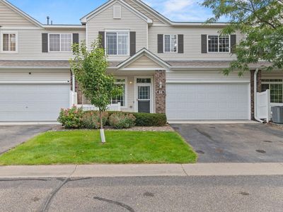 24 River Woods Dr W