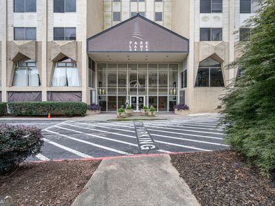 2479 Peachtree Rd NE APT 1808