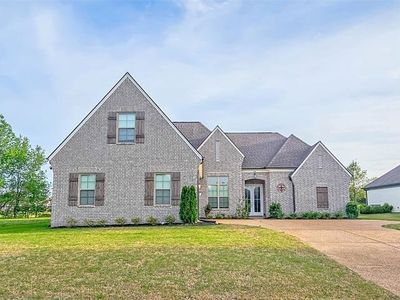 230 Links View Dr