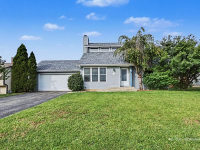 738 Monroe Dr