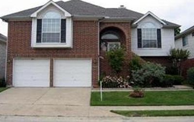 3713 Promenade Dr