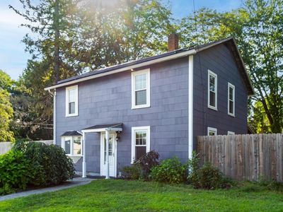 63 Central St
