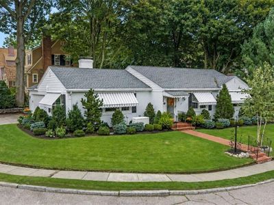 60 Alhambra Cir