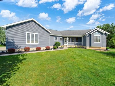 Property at 149 Hawthorne Dr, Brooklyn, MI