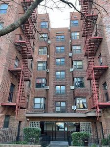 32-40 89th St APT 611