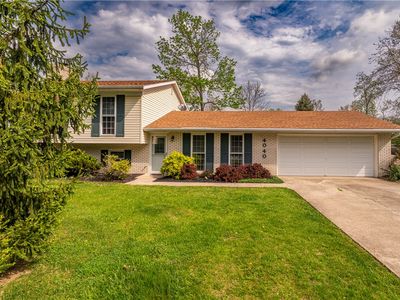 4040 Stonybrook Dr