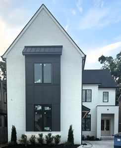 612 Moore Ave
