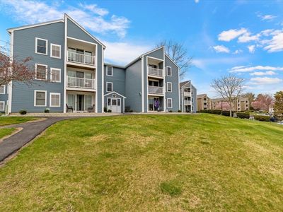 2 Marc Dr APT 2B7