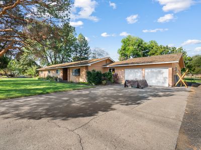 2225 NW Geer Rd