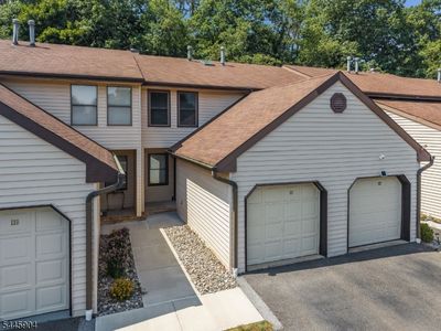 Property at 111 Sequoia Ct, Flemington, NJ