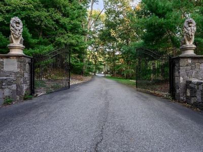 260 George Washington Hwy