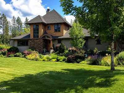 693 Horizon Hills Rd
