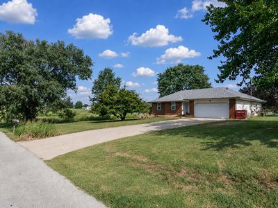 221 E New Melville Road