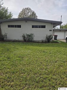 5025 Colfax Ave