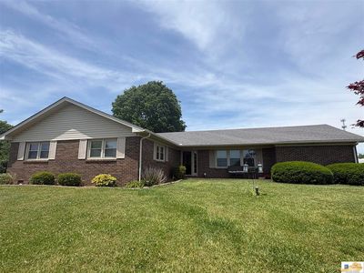Property at 103 Cranbrook Dr, Glasgow, KY