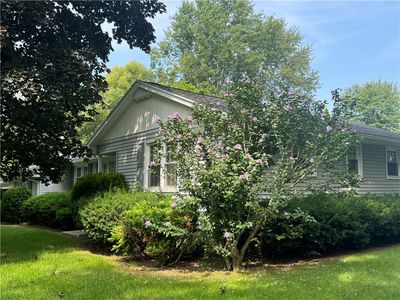 27 Horatio Ln