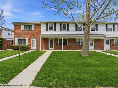 1724 Queenswood Dr Unit 9