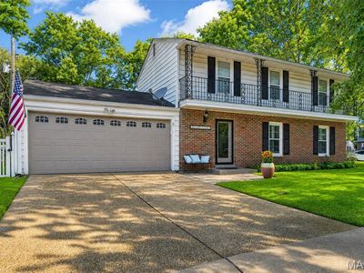 8925 Lou Ct