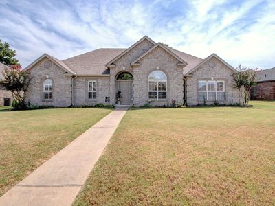 324 Country Club Pkwy