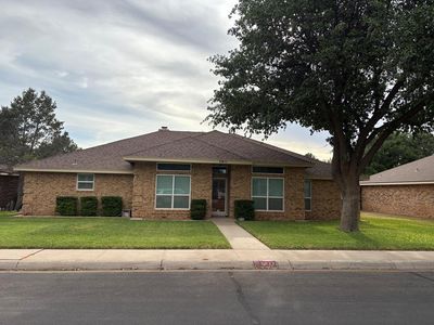 5011 Melville Dr