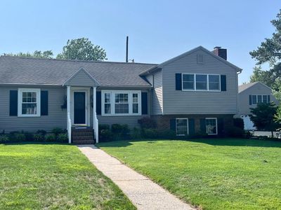 104 Lansing Ave