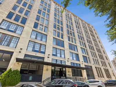 1122 Jackson St APT 820