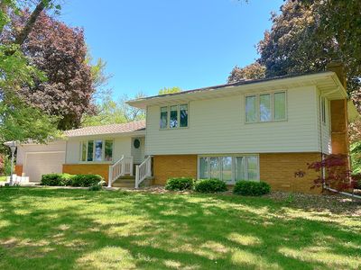 5 N Acres Dr